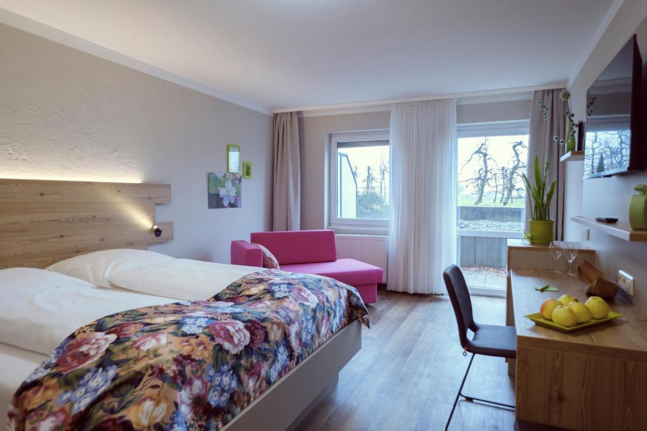 Apfelbluete Bed & Breakfast 8 Km Vom Bodensee Salem  Eksteriør billede